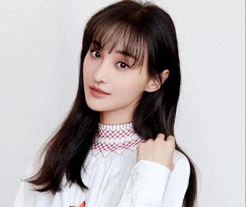 圈内爆料郑爽最新,圈内爆料揭秘其最新生活状态